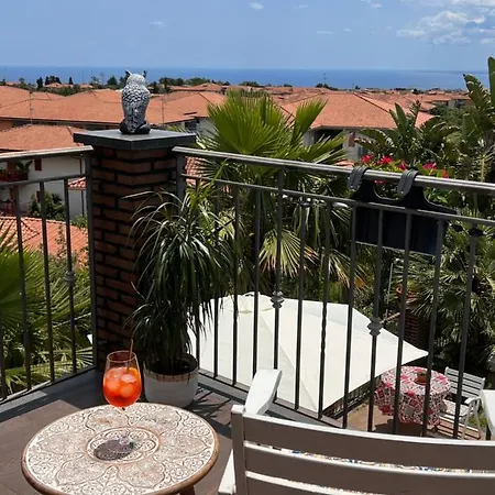 Etna Pool Catania-sea View