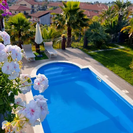 Etna Pool Catania-sea View Guest house