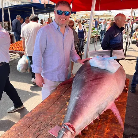 Penzion Etna Pool Catania-sea View 4*