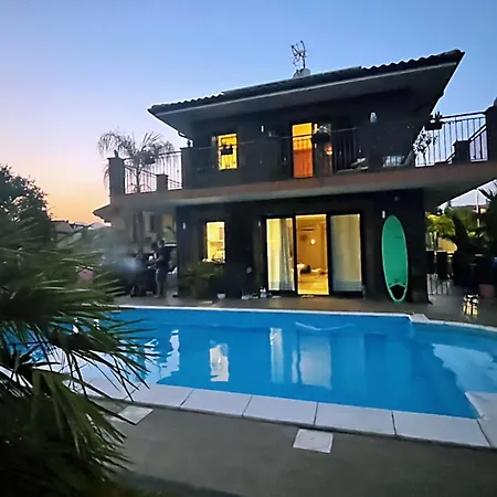 Etna Pool Catania-sea View Pensionat 4*